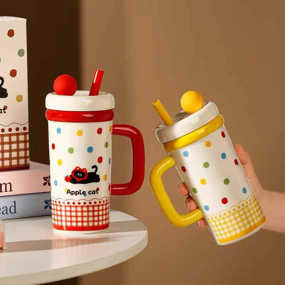 2025 nueva taza de hielo de dibujos animados taza de gran capacidad de animales niñas lindas tazas de paja de alto valor facial estudiantes para la escuela