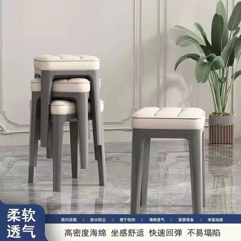 Taburetes de mesa de comedor apilables, sillas de bar modernas y simples, sillas de comedor de plástico nórdico para el hogar.
