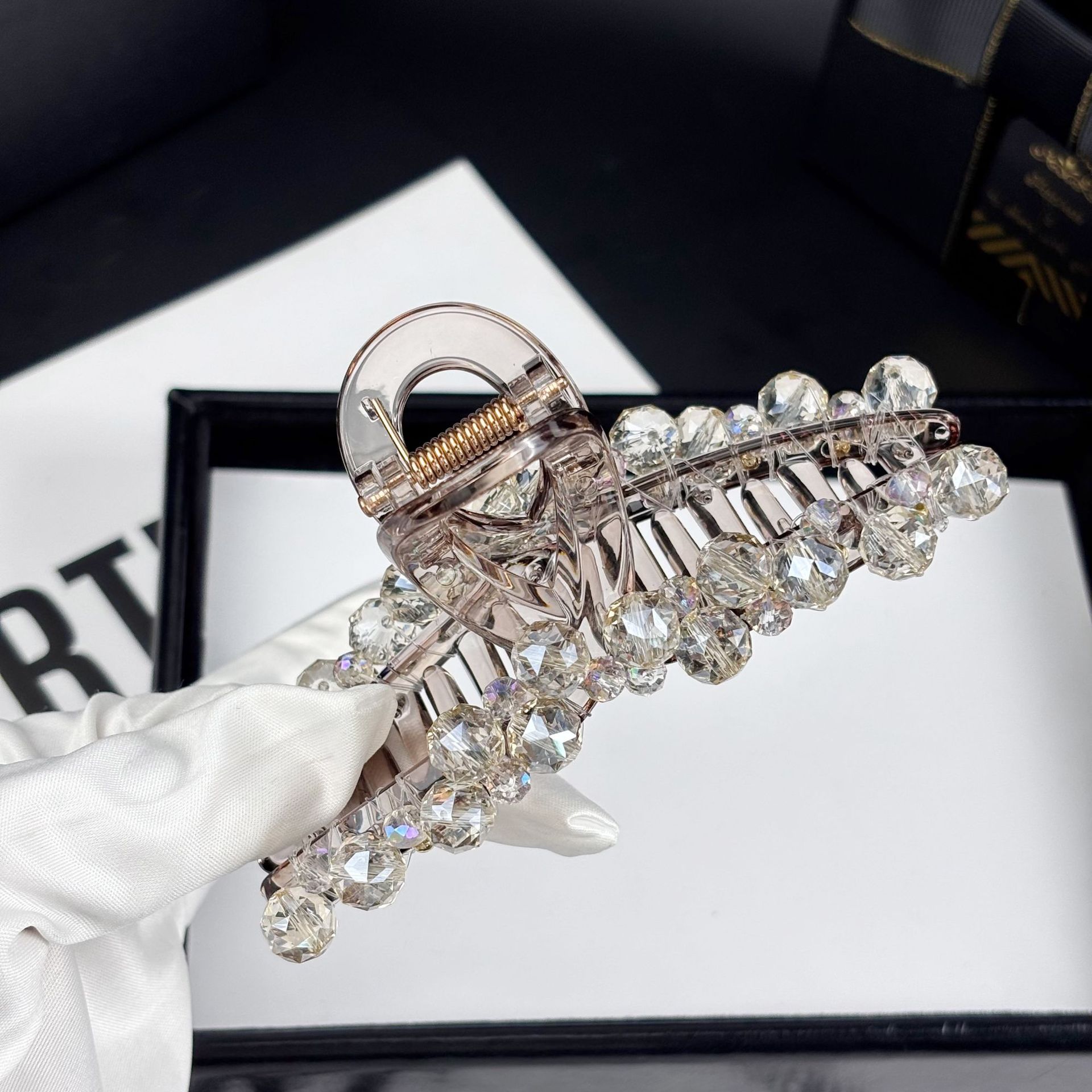 韩系百搭水晶抓夹大号发夹复古发抓后脑勺盘发鲨鱼夹网红2025新款