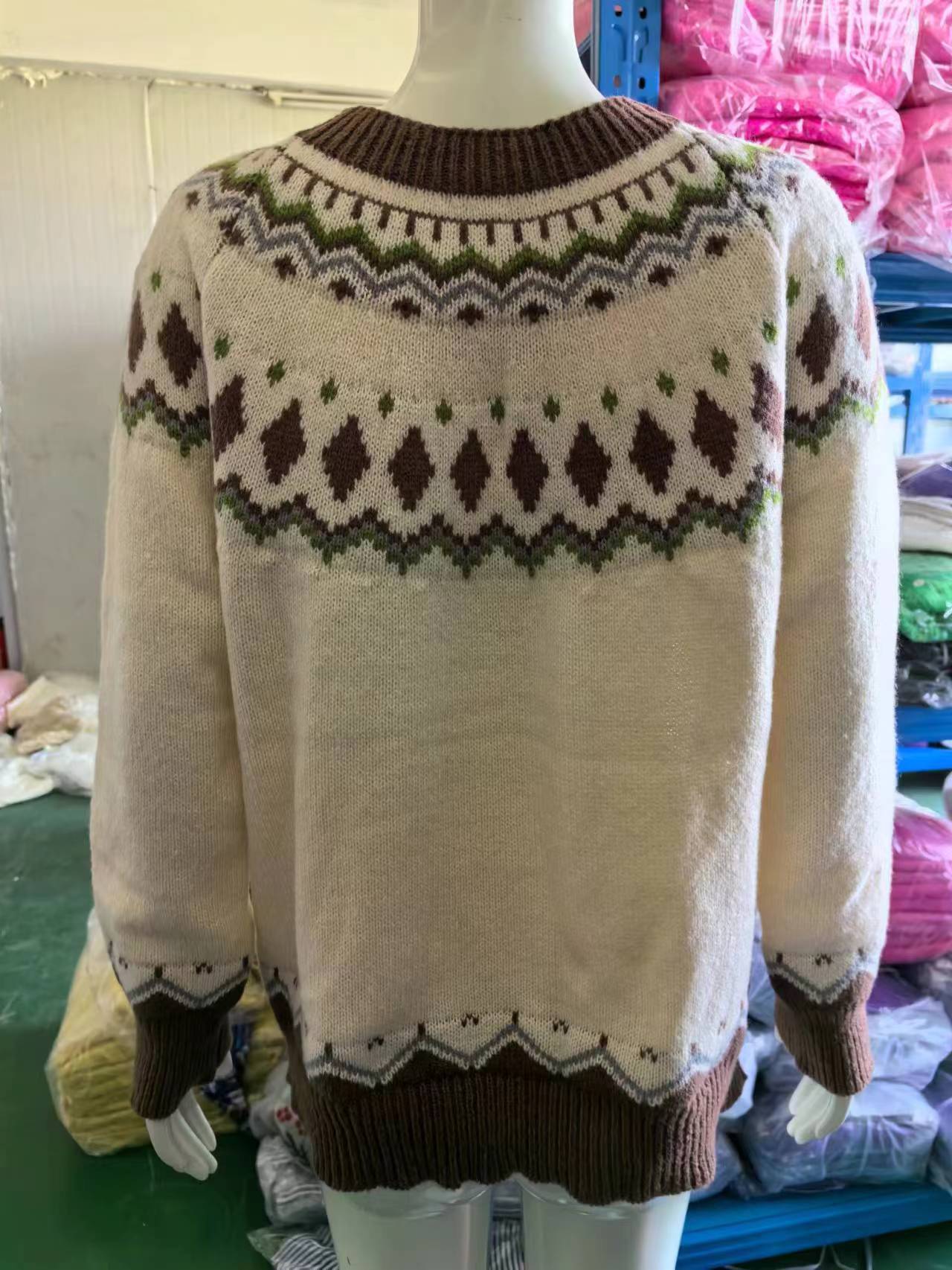 New Sweater Women Wish Hot Sale Round Neck Color Matching Loose Fashion Pullover Knitted Sweater 72 Undefined