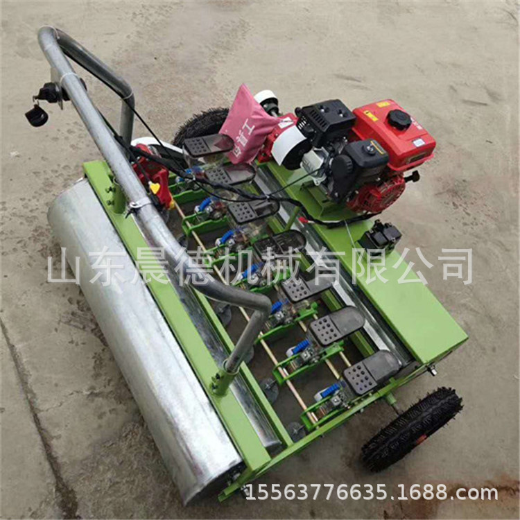 小型牵引式气吸蔬菜播种机 汽油自走式农用精播机