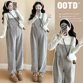 孕妇装2025新款秋冬款加绒背带裤毛衣上衣冬季套装孕妈高级感穿搭