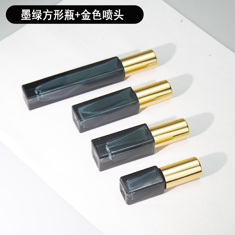 金色墨绿