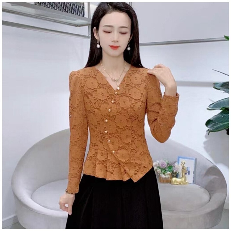 Spring 2025 New French Long-sleeved Elegant Age-reducing Lace Shirt All-match Western Style Base Top Orange Black