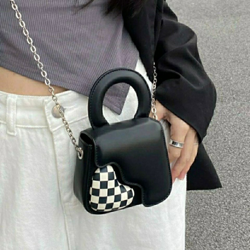 red-small-bag-for-women-2022-new-style-design-sense-texture-crossbody-chain-bridal-wedding-bag red-small-bag-for-women-2022-new-style-design-sense-texture-crossbody-chain-bridal-wedding-bag