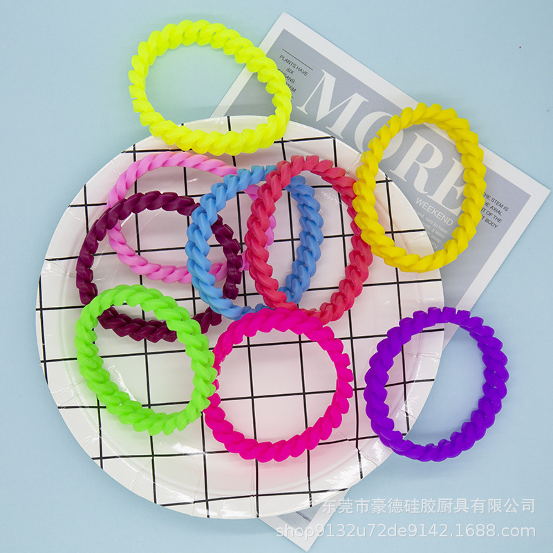 13mm硅胶麻花手环 男女通用硅胶手环欧美简约款硅胶麻花手环批发