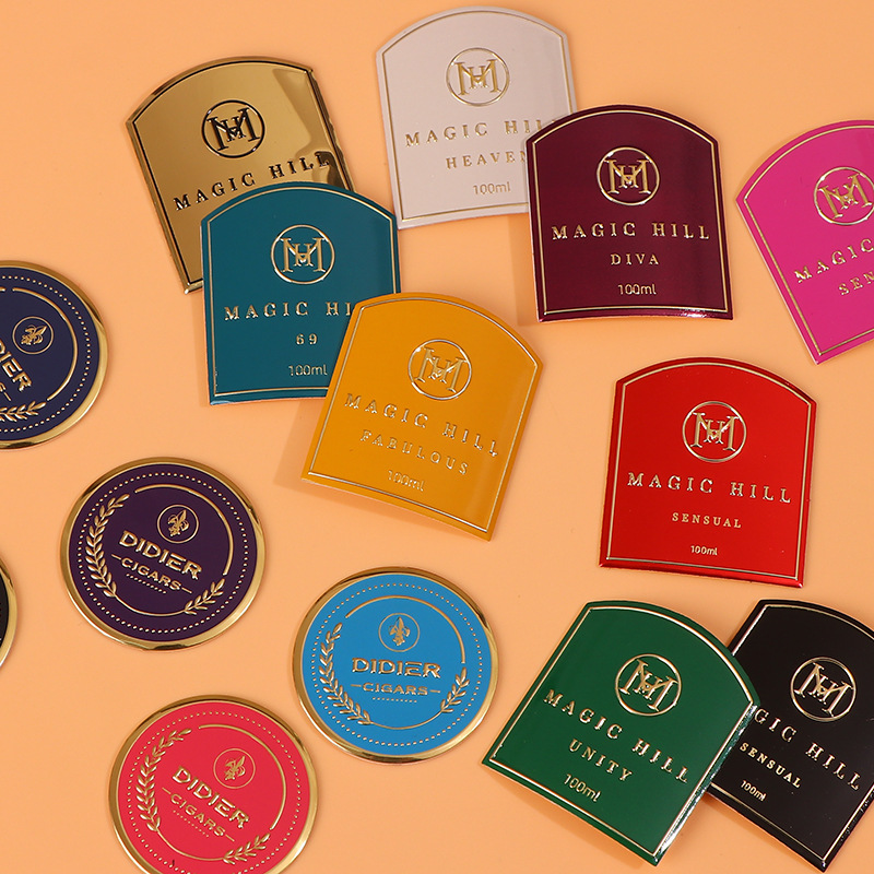 厂家供应高级香水标牌定制香水瓶logo金属标签印刷冲压化妆品铭牌