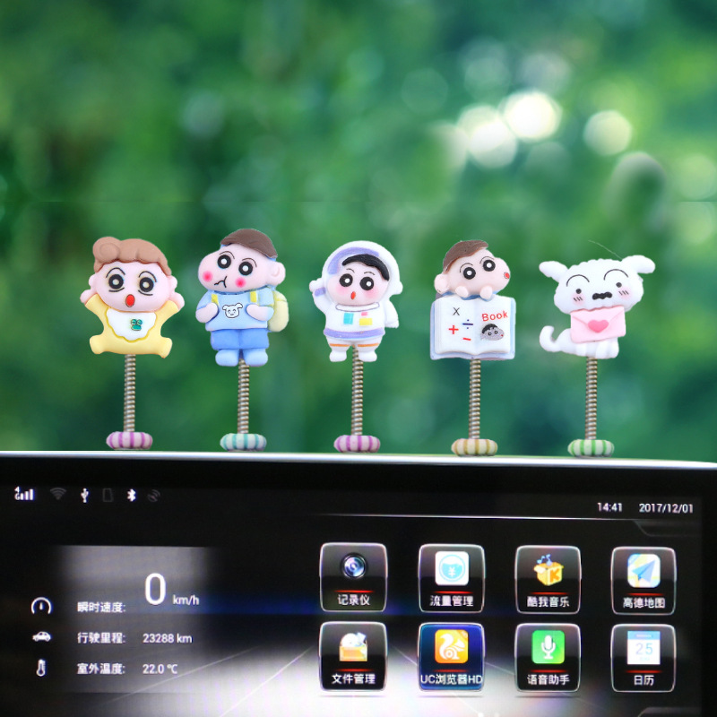 Nuevos productos adorables adornos de automóviles muñecas creativas decoraciones interiores de automóviles primavera sacudiendo la cabeza cabeza cabeza cabeza sala de transmisión directa con mercancías
