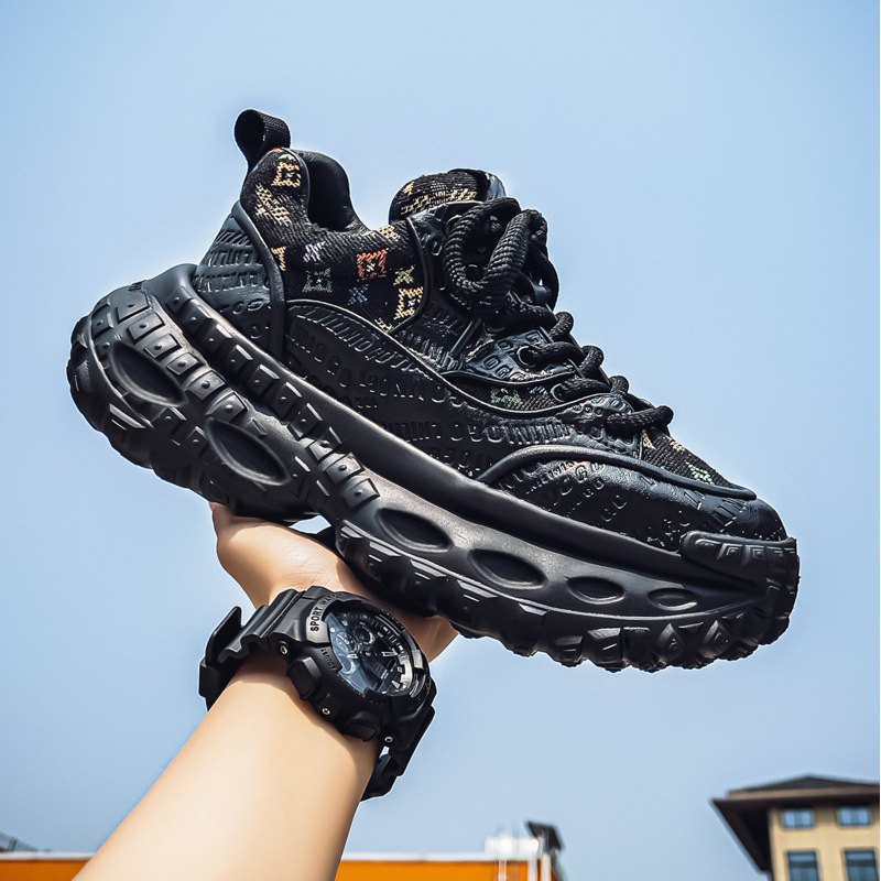 Una pieza de generación de verano nueva moda casual cuatro estaciones tela casual deportes zapatos de hombre suela gruesa aumento zapatos de moda al por mayor