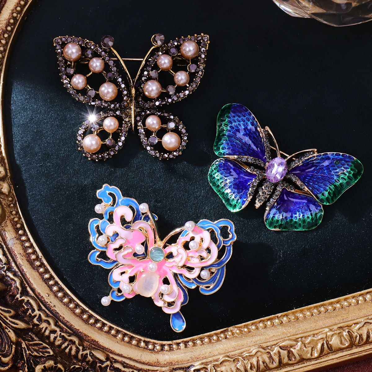 Cross-Border Light Luxury Diamond-Encrusted Butterfly Enamel Brooch, Elegant and Exquisite, High-End Personalized Decorative Clothing Brooch