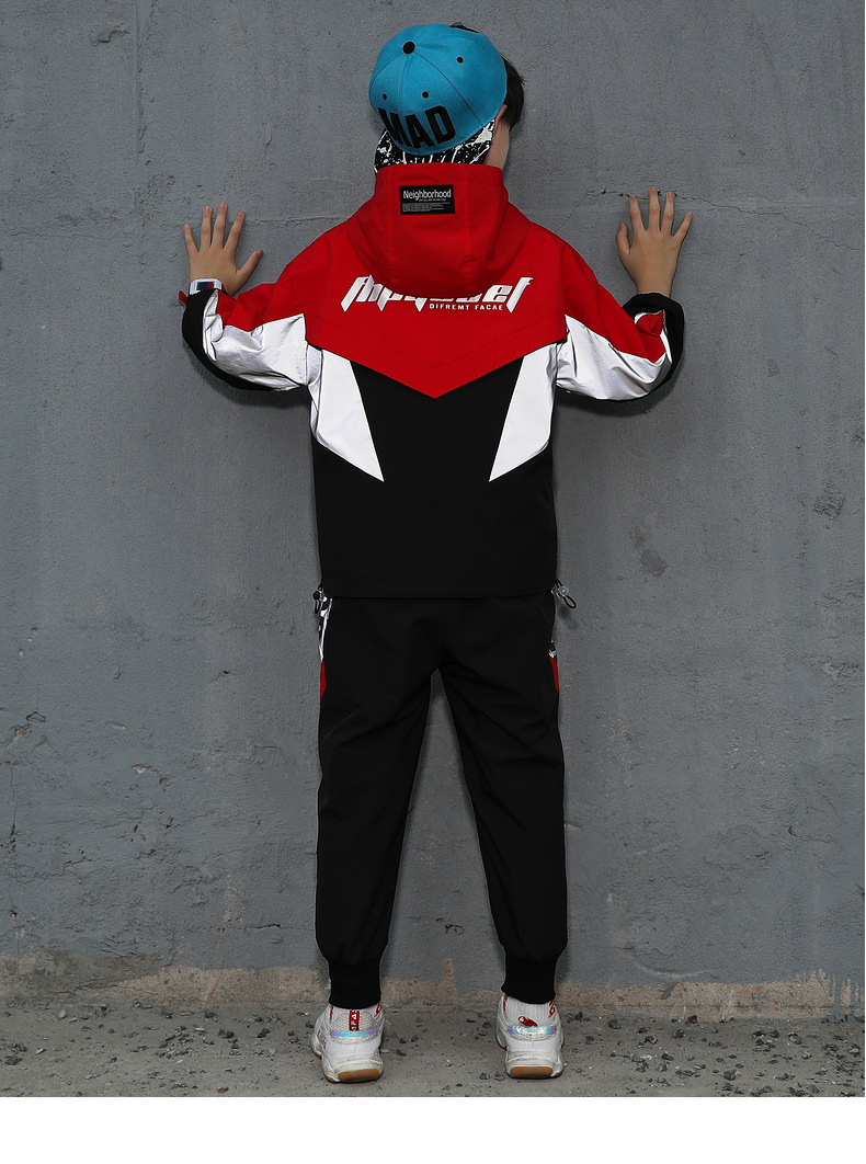 Set di pantaloni per abbigliamento per bambini 2023 Autunno da metà a grande, due pezzi a maniche lunghe primaverili alla moda per ragazzi_voghion.com