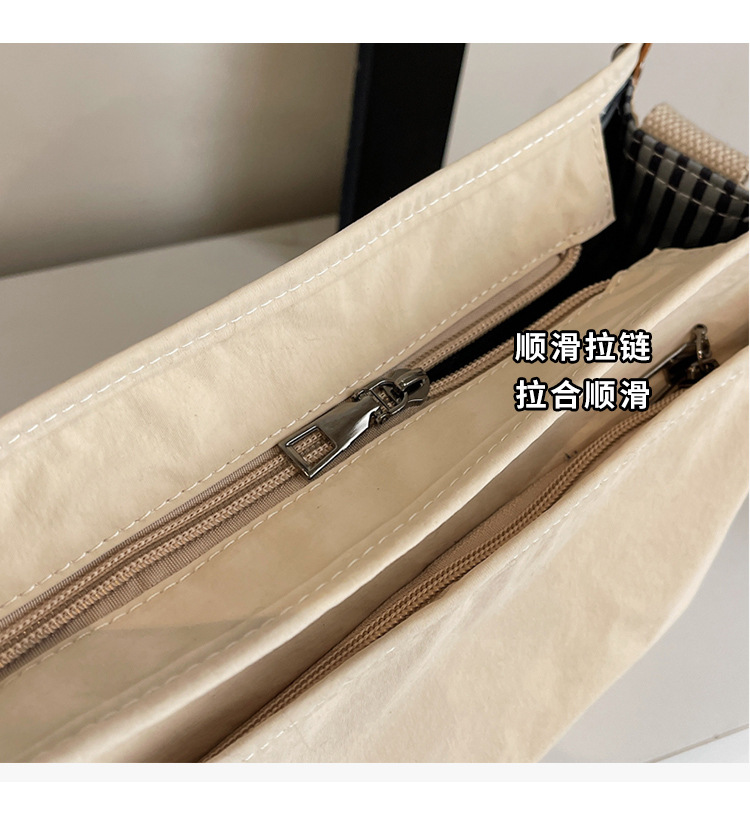 Canvas bag for women, large capacity, new Spring/Summer 2025, simple and versatile, single-shoulder crossbody bag, casual tote bag for school Item Picture