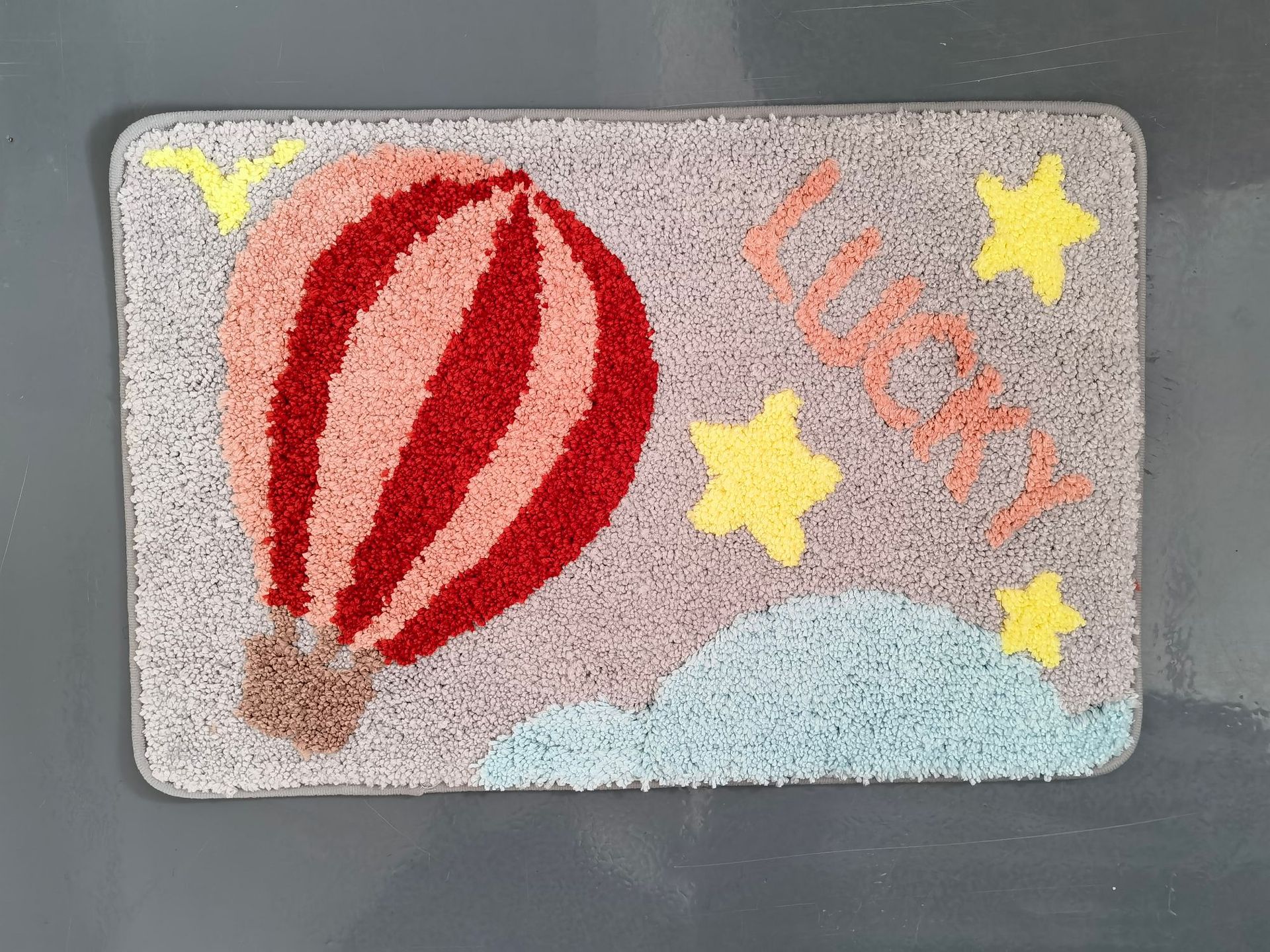 LUCKY 热气球棕狗 40X60 50X80 60X90