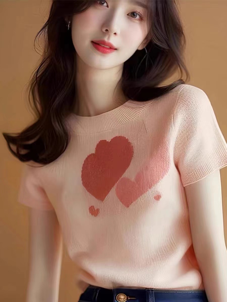 Áo thun dệt kim lụa tay ngắn họa tiết trái tim nữ tính — Màu hồng chi tiết 6