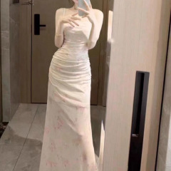 夏天出片裙子拍照碎花吊带连衣裙女纯欲修身内搭外穿鱼尾包臀长裙