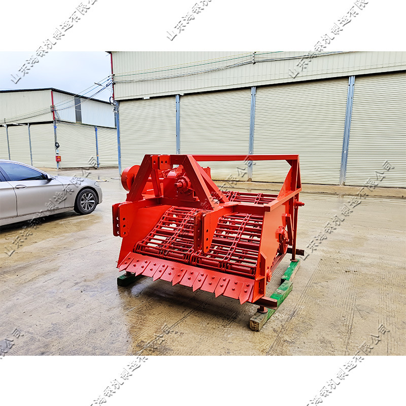 拖拉机后置式木薯收割机 两行木薯收获机 1.6米宽幅薯类收割机