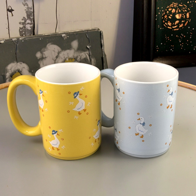 Creativo en línea encantador pato taza de cerámica ins viento alto valor familiar taza de agua de negocio regalo personal acompañante