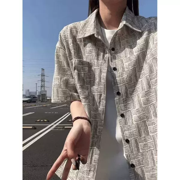 2026 retro shirt for men, summer wear, Hong Kong style, loose fit, niche design, interesting new men's top for outerwear