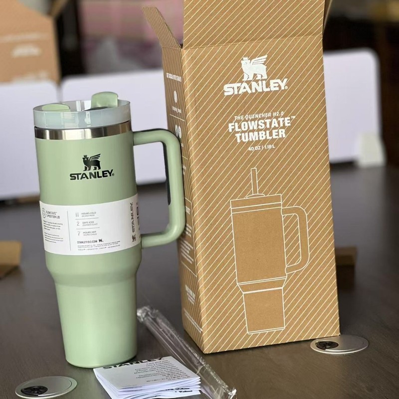 跨境外贸STANLEY史丹利保温杯304不锈钢吸管杯便携户外车载运动杯|undefined