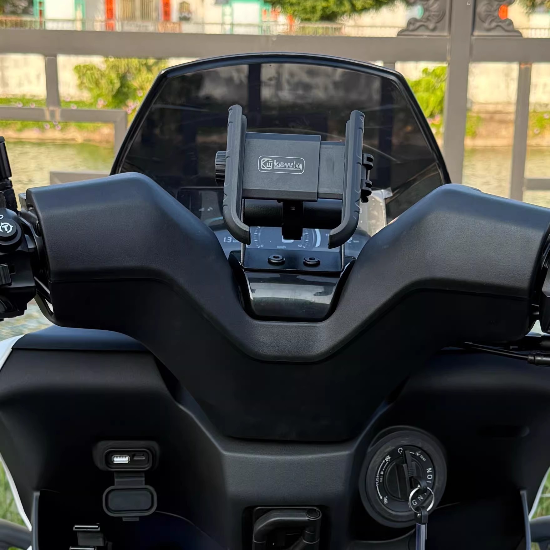 Suitable for Nwt150 Expansion Multi-Functional Balance Bar, Nwg150 Modified Expansion Rod, Mobile Phone Navigation Bracket