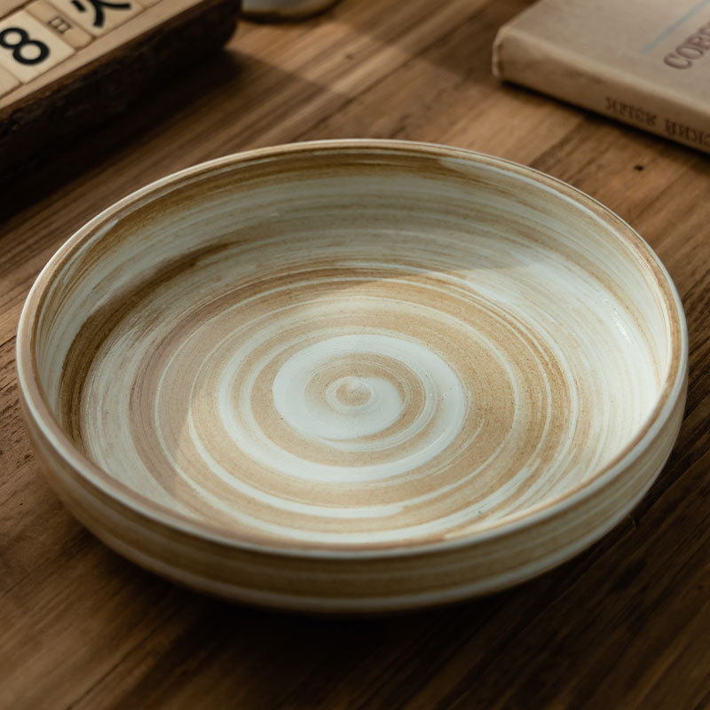 Hacer platos de platos de cerámica de tornillo de color creativo al por mayor platos de ensalada de restaurante platos domésticos platos redondos