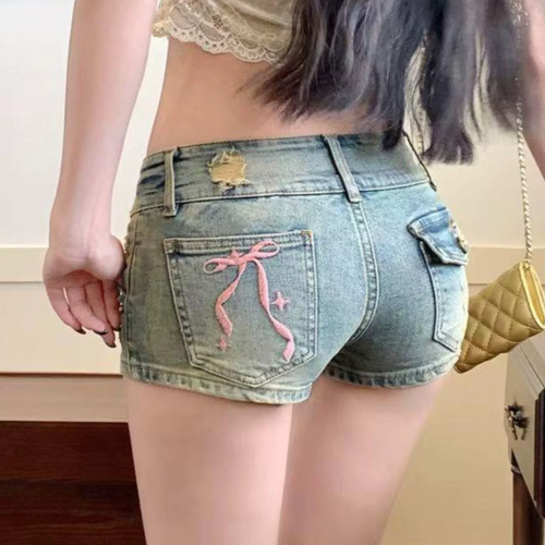 Spicy Girl Bow-Knot Embroidered Low-Waist Slimming Denim Jeans for Women, 2025 Summer Style – Elegant, Body-Sculpting, Straight-Leg Short Pants