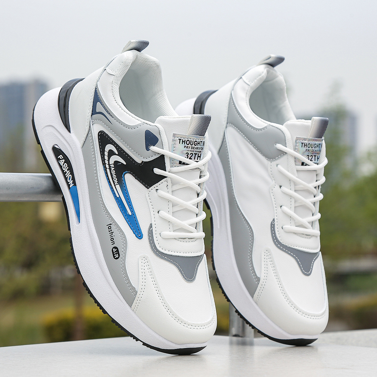 Otoño e invierno para hombres nuevos zapatos de papá de suela gruesa zapatos deportivos de malla modelos de pareja zapatillas de deporte de moda cabello de una pieza