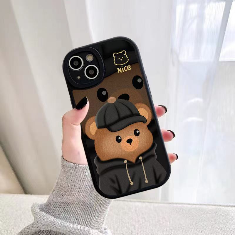 Pequeño gordito-negro-marrón oso adj