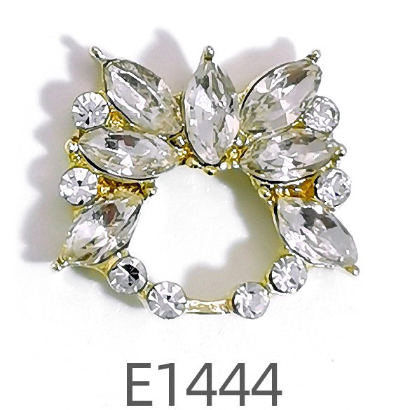 Nuevos accesorios de uñas de aleación especial de comercio electrónico transfronterizo lote mixto sonrisa cara arco uñas pegadas fábrica de diamantes al por mayor