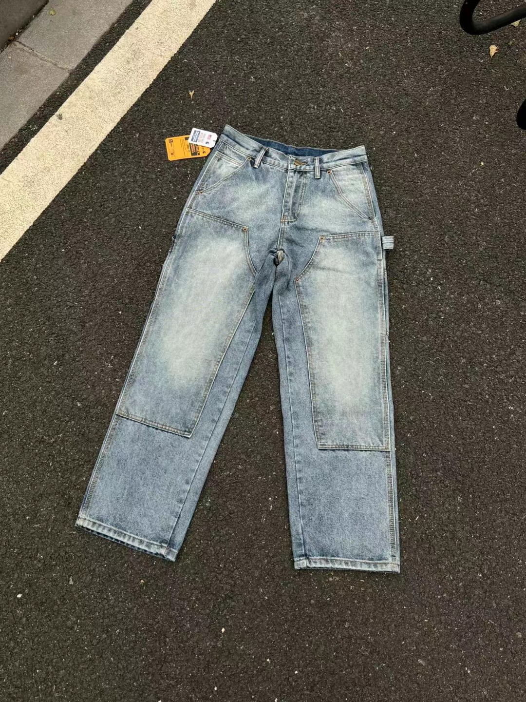 自主的に高バージョンのCarhartカハカ木こり工日系工装風ジーンズがゆるい直筒高街で作られている