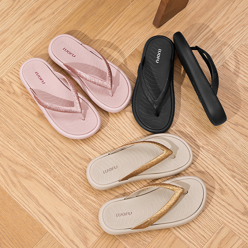 Chanclas de suela gruesa Luo Fu para mujer, chanclas antideslizantes de moda de verano, zapatos de playa, sandalias de mujer de tacón alto