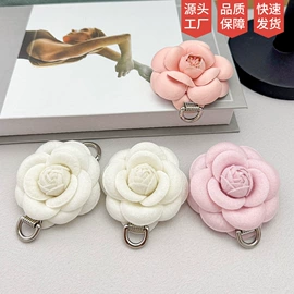 胸针;项链;领结/领花