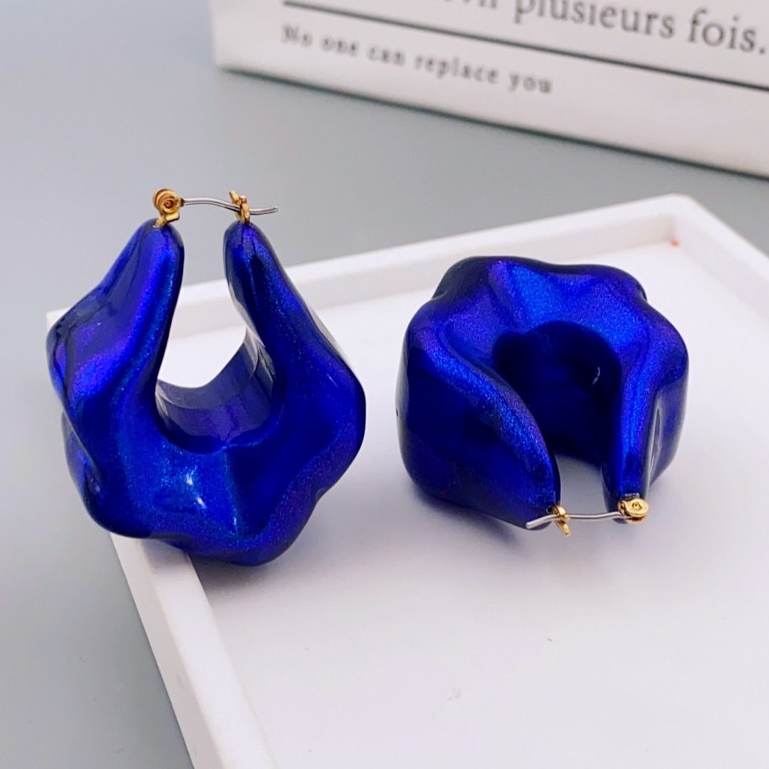 French Retro Asymmetric Acrylic Earrings, Fashionable, High-End, Personalized, Simple, Niche Design Earrings