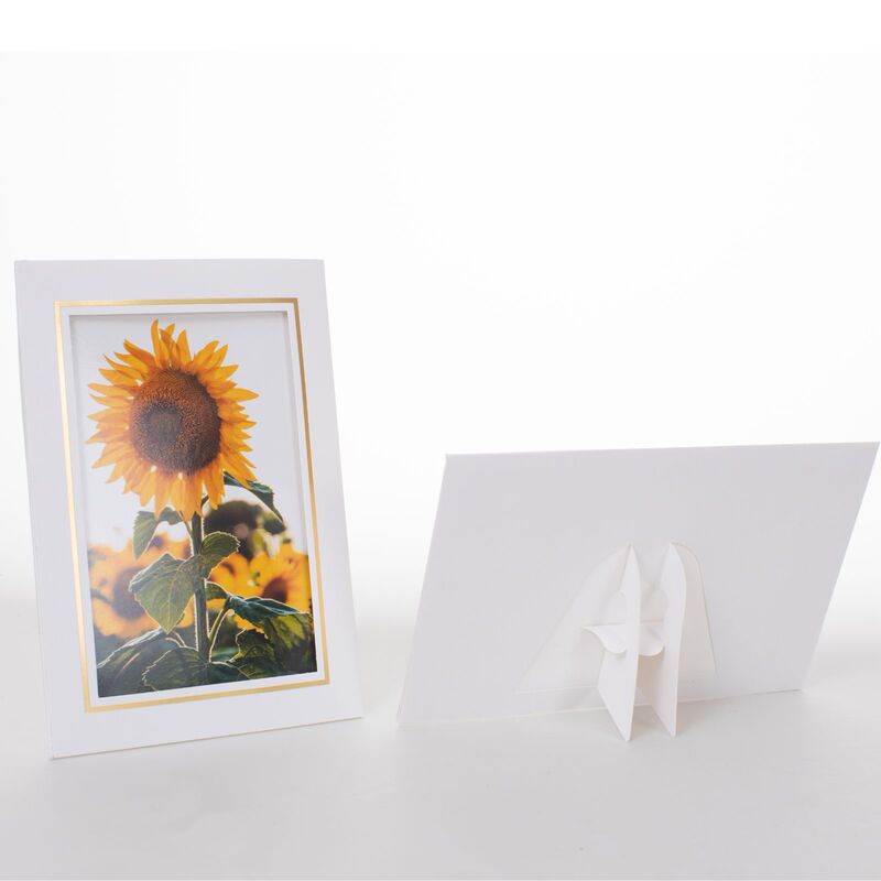 Paper photo frame with stand table, 4x 6 inch photo, White bronzing, horizontal bracket Paper photo frame with stand table, 4x 6 inch photo, White bronzing, horizontal bracket