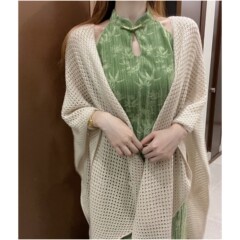春秋の新しい中国式のマントはだらだらしています。