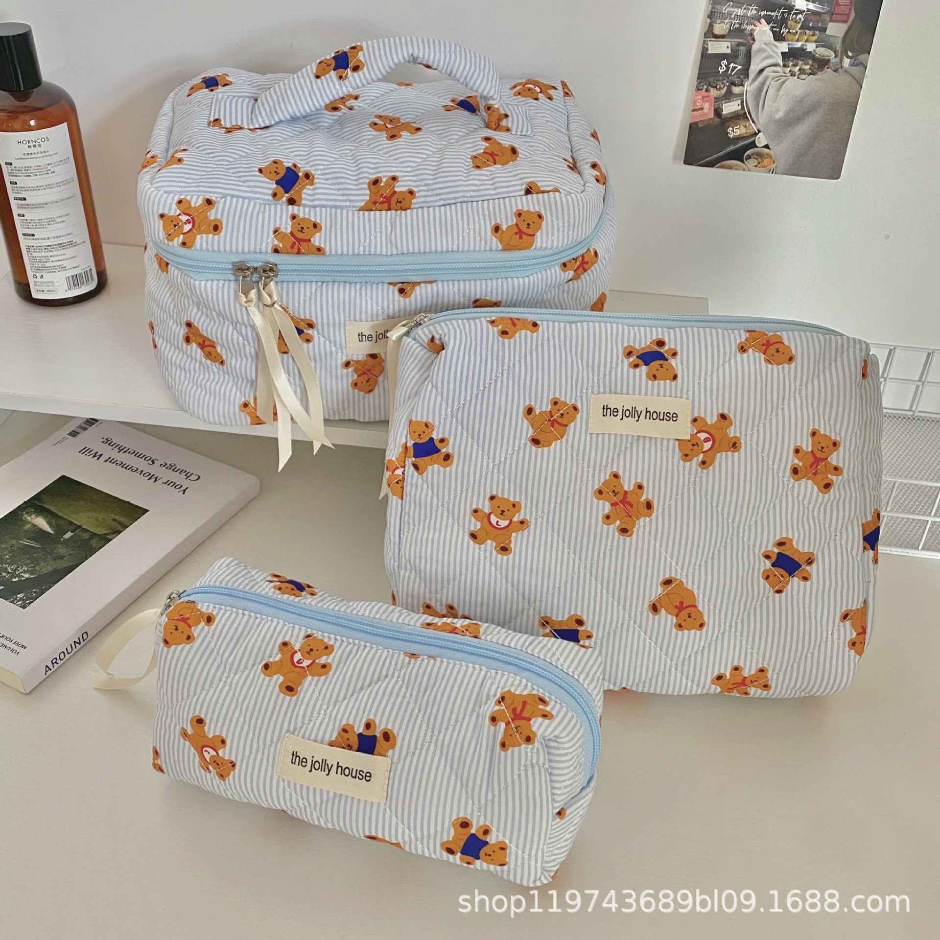 Bolso de cosméticos Blue Love para mujer, lote de una pieza 2025 nuevo bolso de almacenamiento de cosméticos portátil de gran capacidad