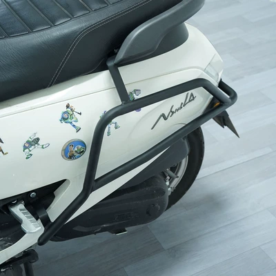 Suitable for Honda NS125LA protective Motorcycle bumper - black-carbon-steel-rear-bumper