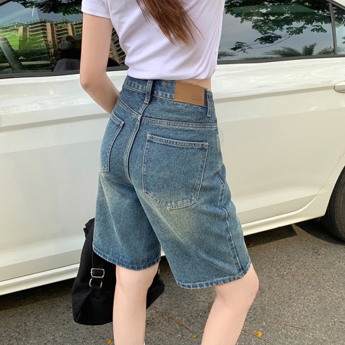 Relaxed denim shorts for women, summer thin design sense, slimming wide-leg hot girl five-point middle pants