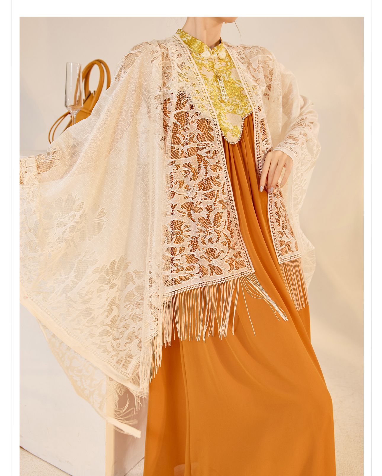 Áo cardigan rộng rãi tua rua dạng đan rỗng, phong cách sang trọng nhẹ nhàng — Màu trắng be chi tiết 2