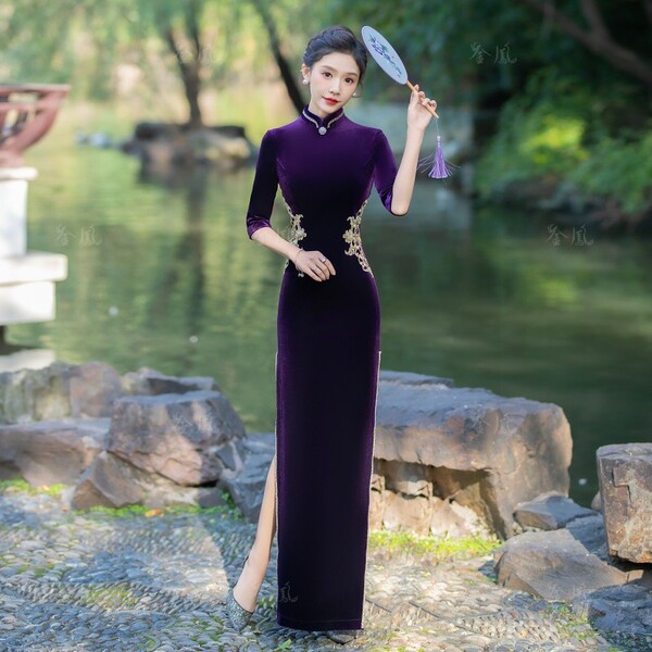 Long elite elegant cheongsam