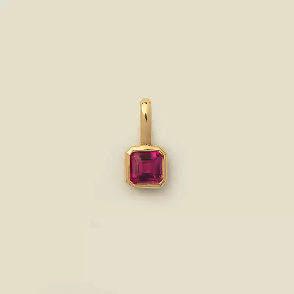 Pendant, 7 month