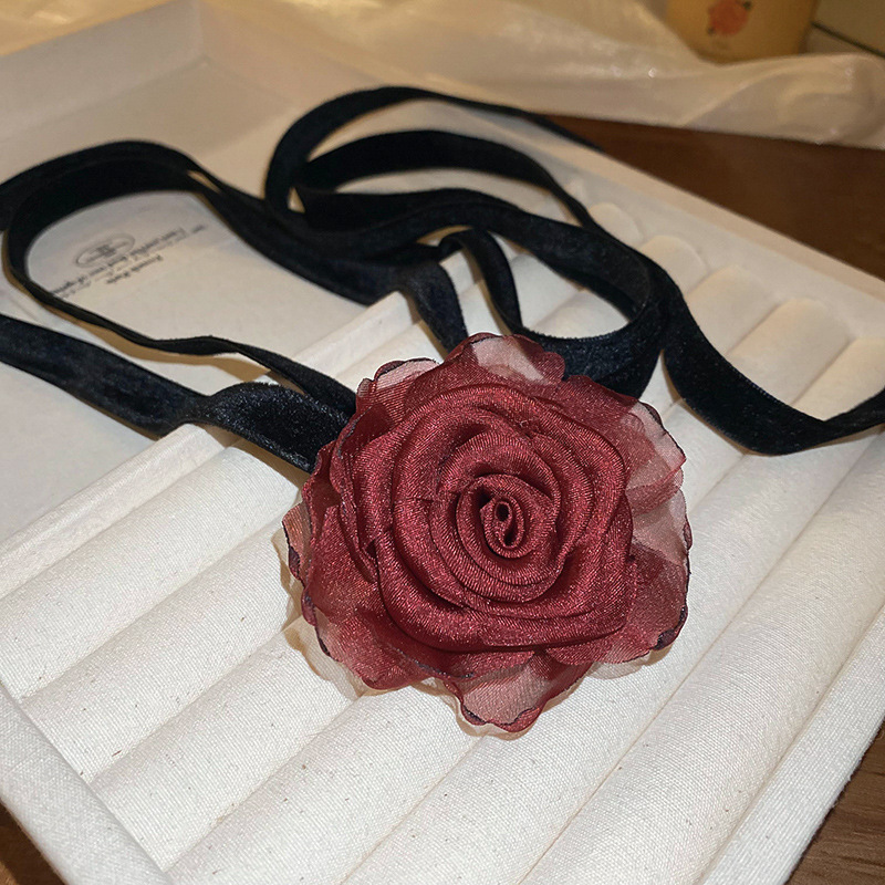 Tela hecha a mano collar de Rosa artificial diseño personalizado temperamento clavícula cadena cercanías collar de moda de alto grado
