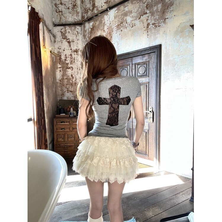 MR [40 rayon] Spice Girls Cross Embroidered Lace Stitching Short Sleeve T-shirt Women's Summer Slim Crewneck Top