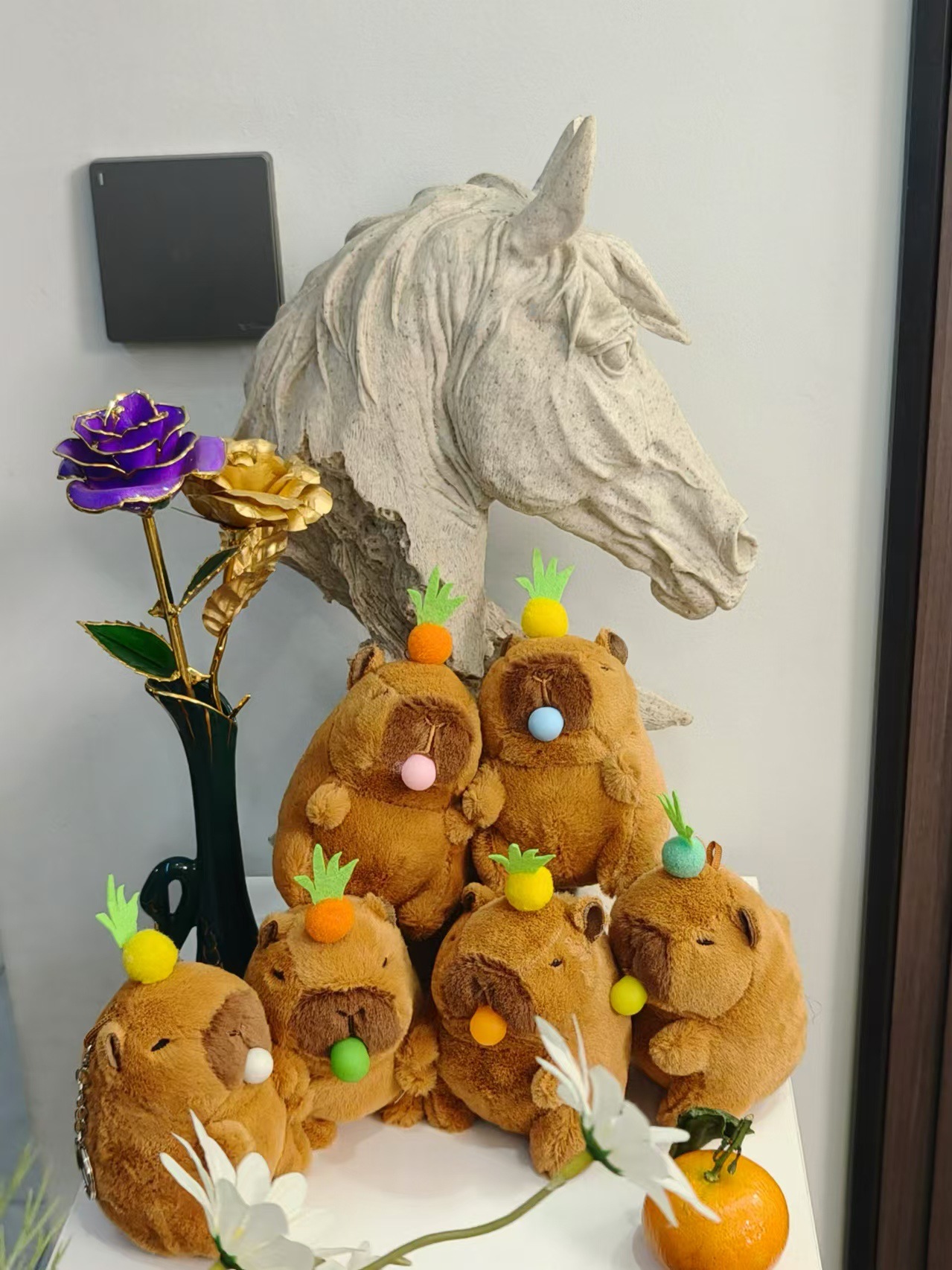 갈색 과일 버블 카피바라