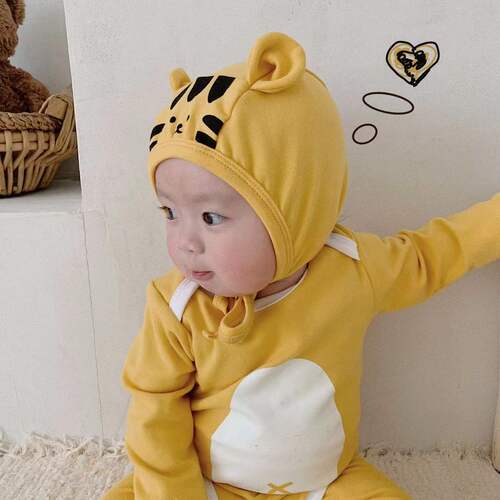 ins Korean version of children's jumpsuit 2024 spring new infant crawler suit cute tiger style harem suit