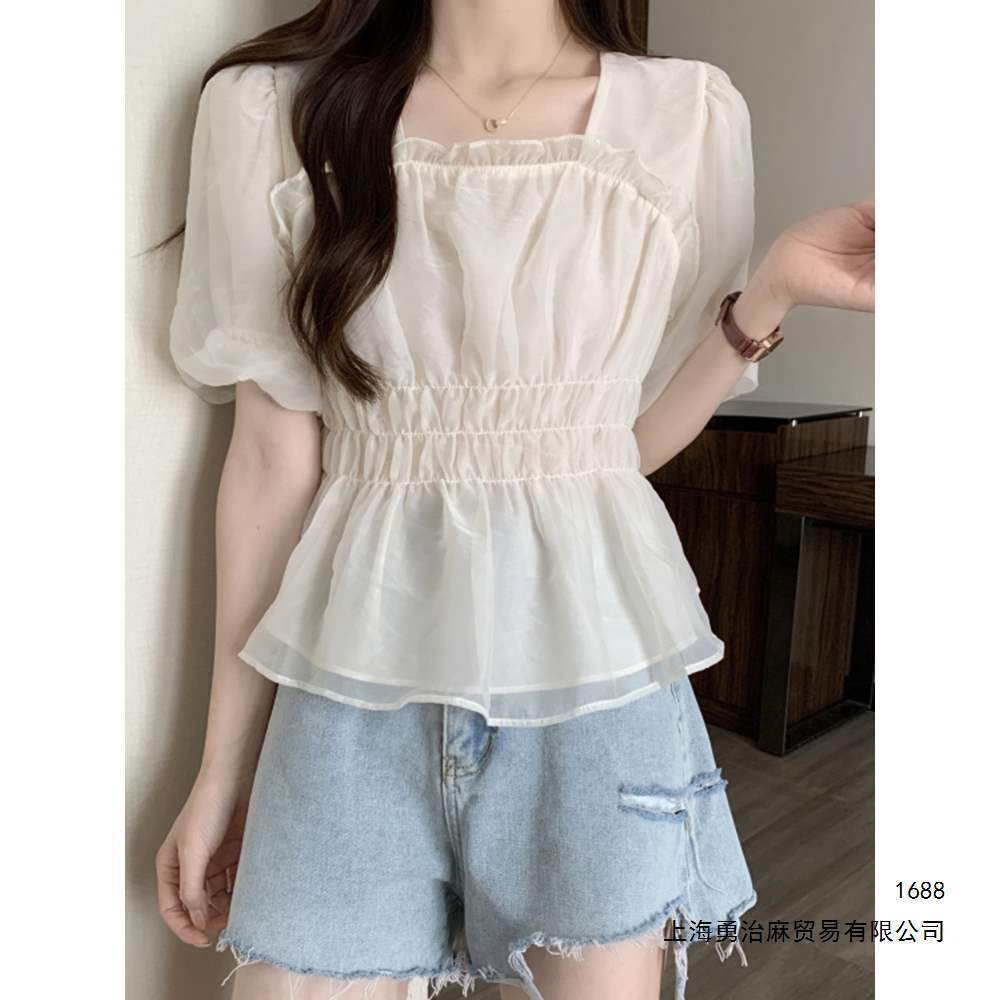 Square neck puff sleeve chiffon blouse, short sleeves, women's summer, waist-cinching, slimming, tummy-concealing, youthful French style top, apricot color, other colors available.