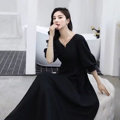 Women&#39;s evening dress 2021 New style atmospheric fat mm Large Show thin Annual meeting black have more cash than can be accounted for banquet temperament Spring and summer