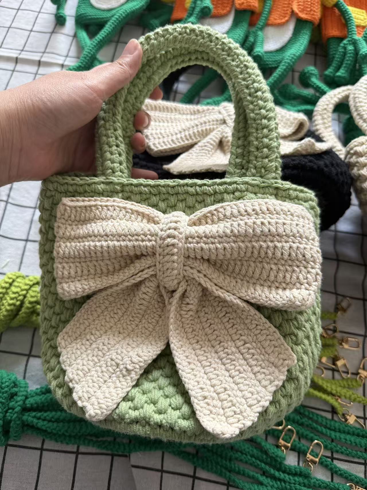 Estilo elegante Sheffield línea gancho tejido gran bolso de fresa bolso de teléfono móvil regalo de vacaciones de la familia hecha a mano