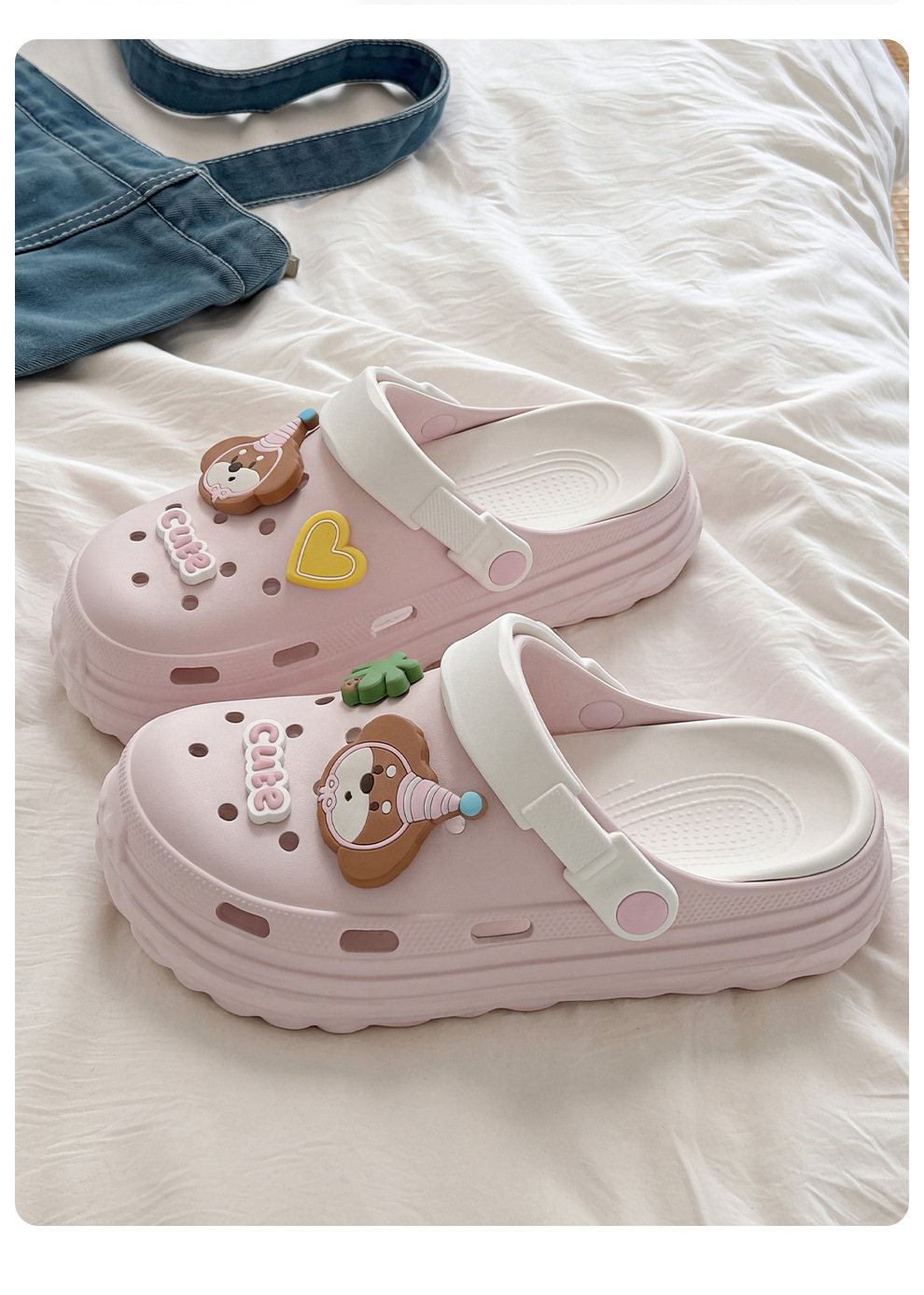 Women's Cartoon Clogs Non-slip Beach Sandals With Thick Sole_voghion.com