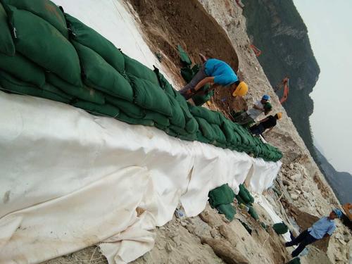 u=2716265189,3988749810&fm